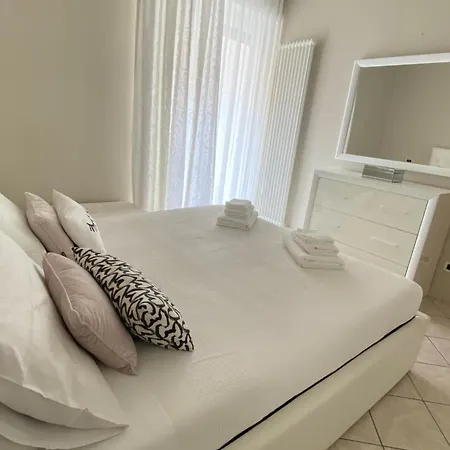 Apartment R&r *